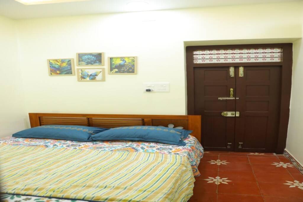 Heritage Home With 2 Bed/2 Bath With Kitchen In A Residential Neighborhood. Madurai Eksteriør bilde