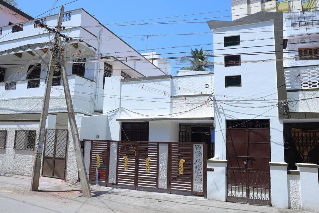 Heritage Home With 2 Bed/2 Bath With Kitchen In A Residential Neighborhood. Madurai Eksteriør bilde