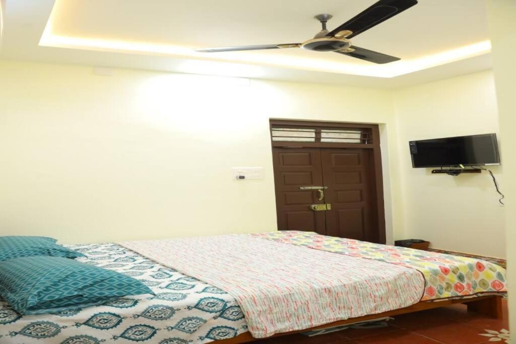Heritage Home With 2 Bed/2 Bath With Kitchen In A Residential Neighborhood. Madurai Eksteriør bilde