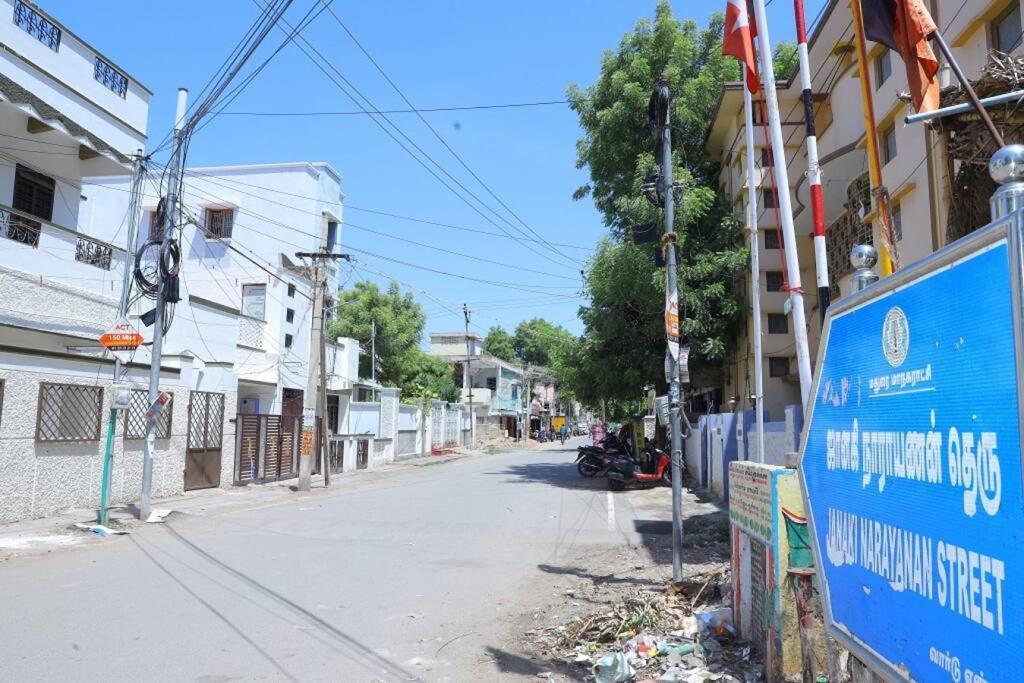 Heritage Home With 2 Bed/2 Bath With Kitchen In A Residential Neighborhood. Madurai Eksteriør bilde